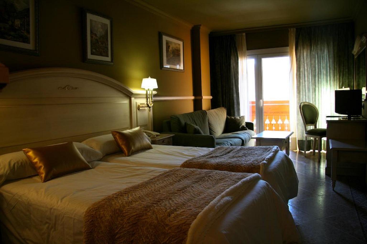 Hotel & Spa Bringue Ордино Экстерьер фото
